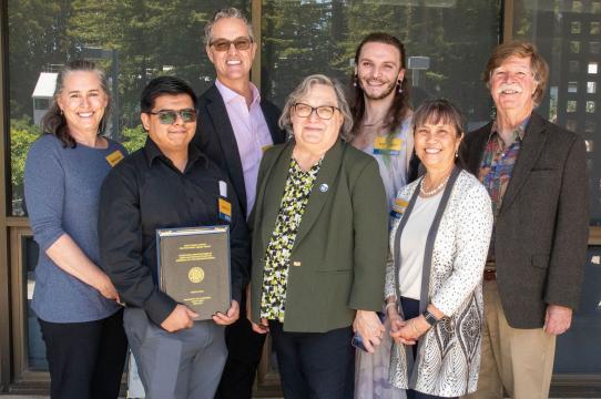 2023 Steck Award winner and their mentors. From left; Rebecca DuBois, Joseph Cruz, Ted Warburton, Chancellor Larive, lavender grey, Annette Yee Steck, and Loren Steck (Photo by Emily Reynolds)